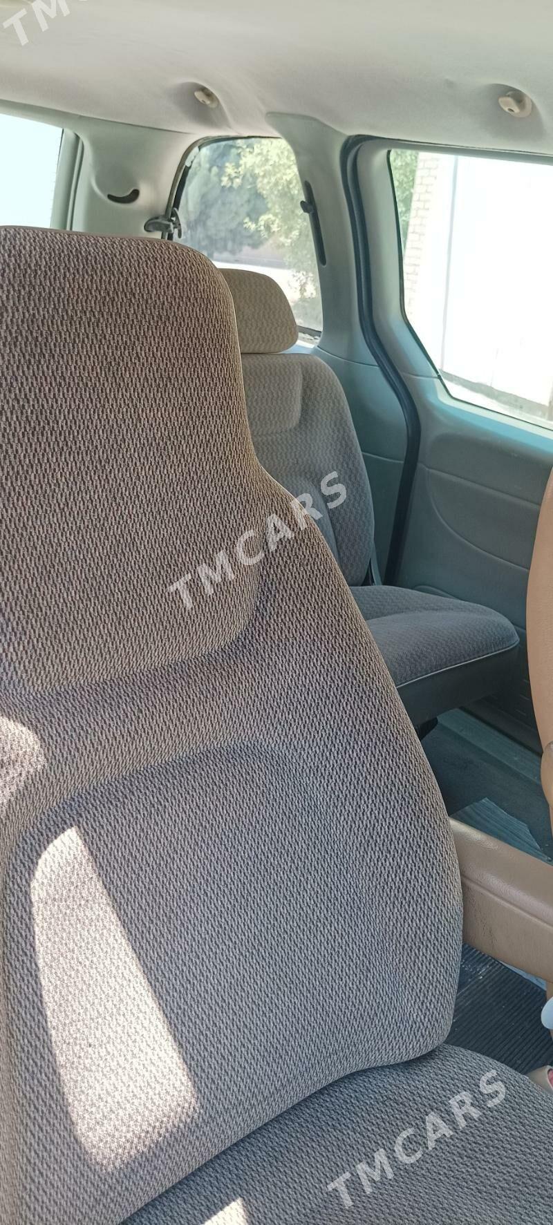 Toyota Sienna 1999 - 50 000 TMT - Саят - img 4