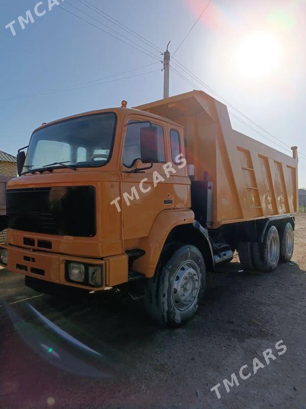 Kamaz 6520 2002 - 200 000 TMT - Mary - img 3