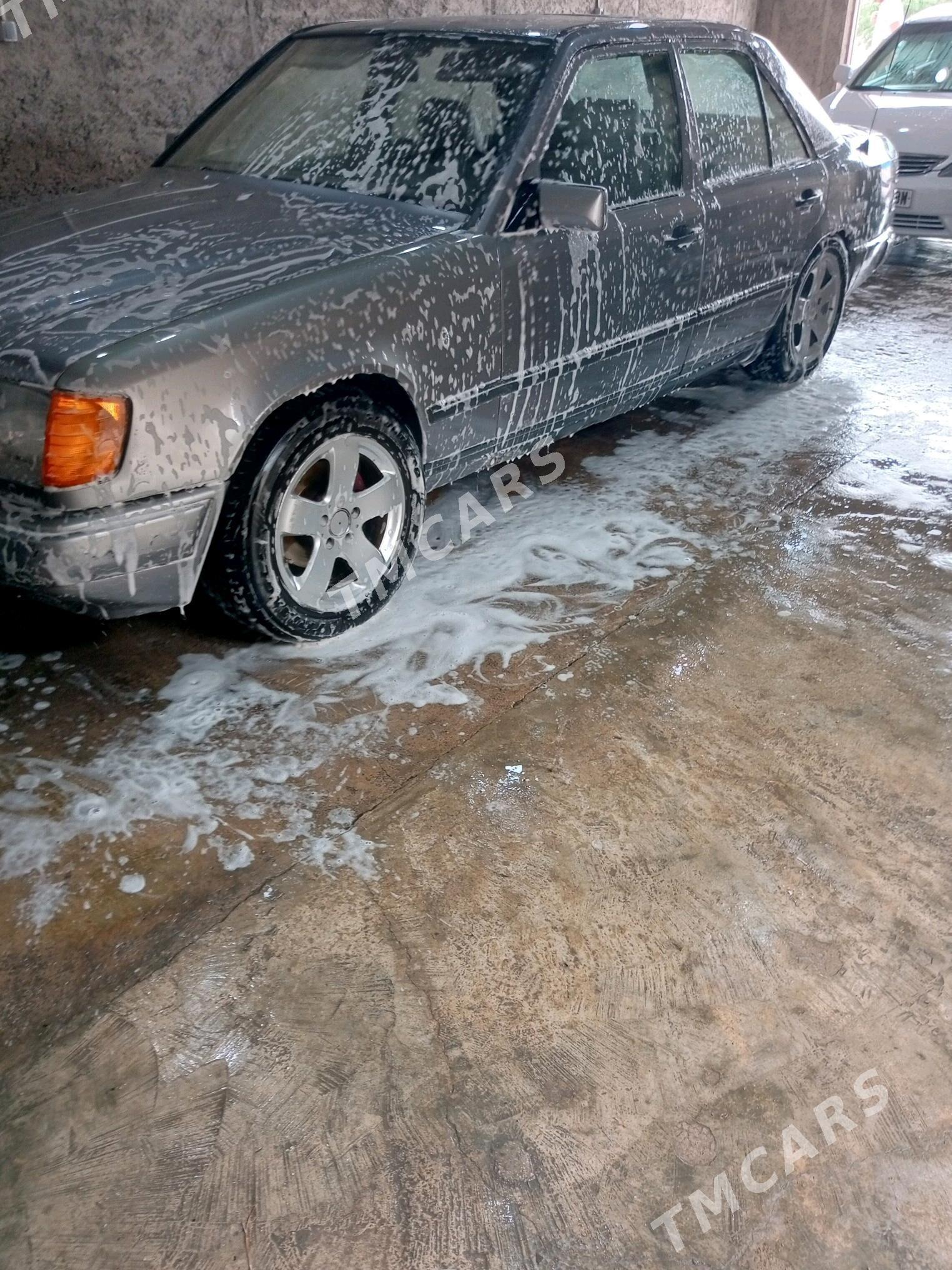Mercedes-Benz 190E 1988 - 31 000 TMT - Balkanabat - img 4