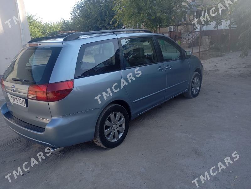 Toyota Sienna 2004 - 180 000 TMT - Türkmenabat - img 4