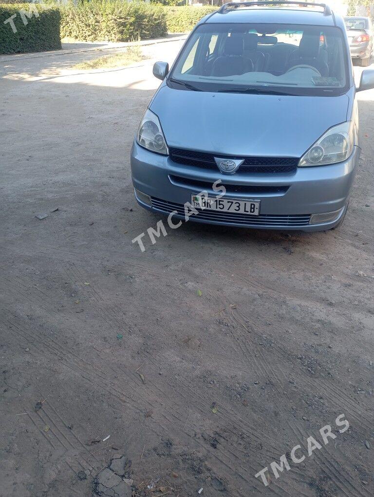 Toyota Sienna 2004 - 180 000 TMT - Türkmenabat - img 2