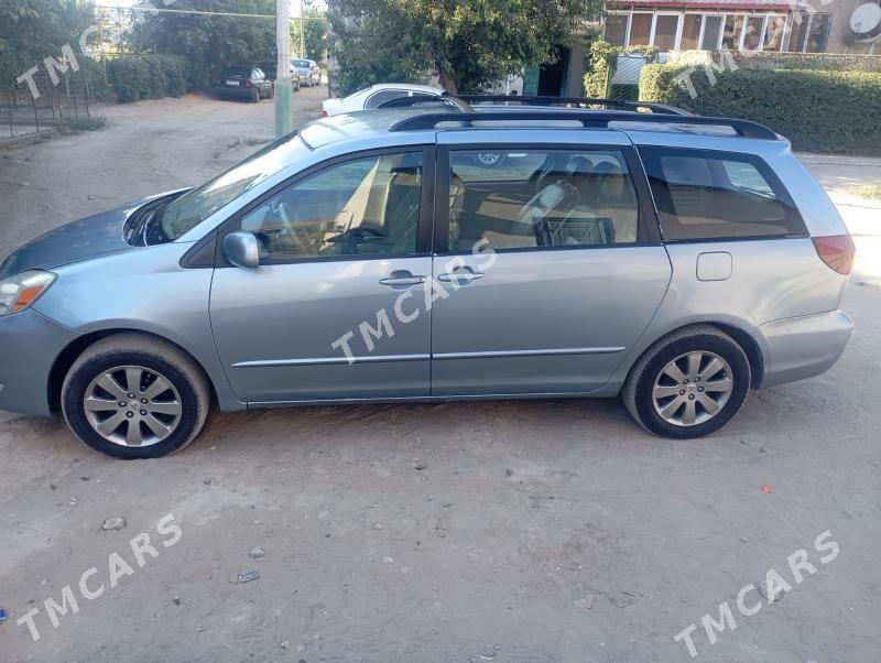 Toyota Sienna 2004 - 180 000 TMT - Türkmenabat - img 6