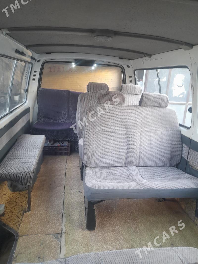 Toyota Hiace 2008 - 97 000 TMT - Байрамали - img 6