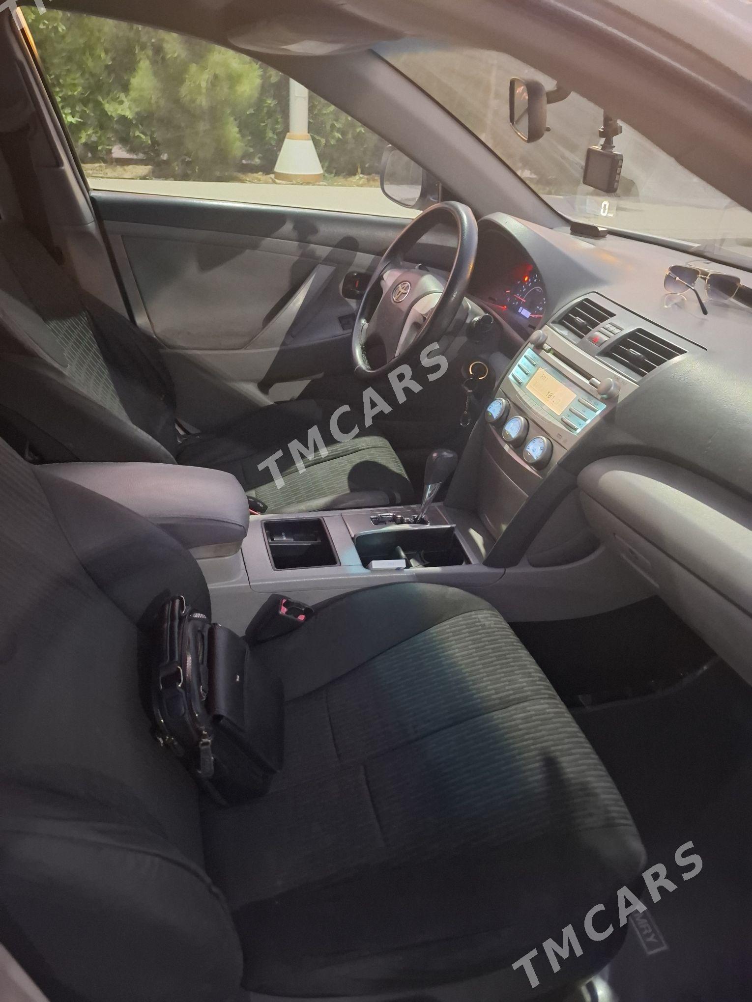 Toyota Camry 2011 - 143 000 TMT - Hitrowka - img 6