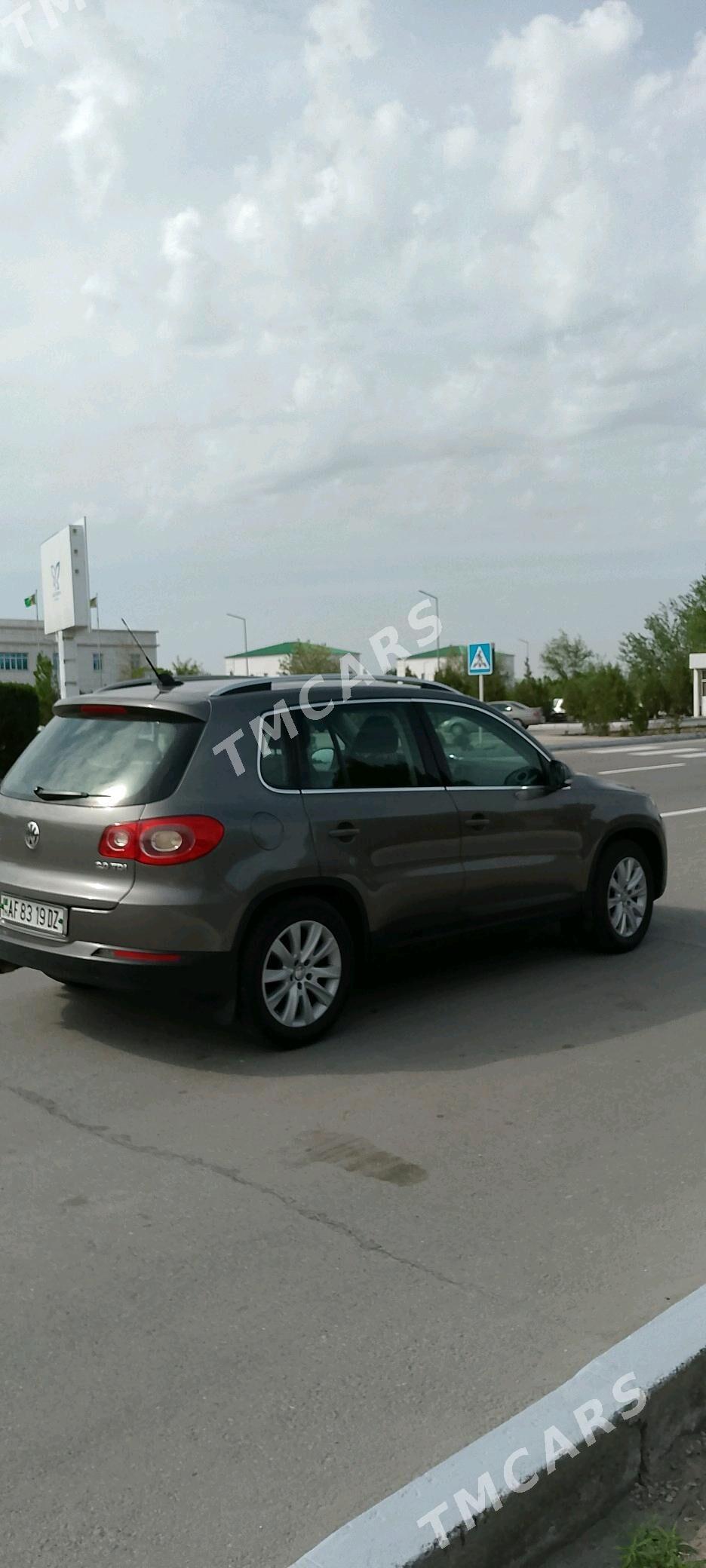 Volkswagen Touareg 2008 - 135 000 TMT - Şabat etr. - img 2