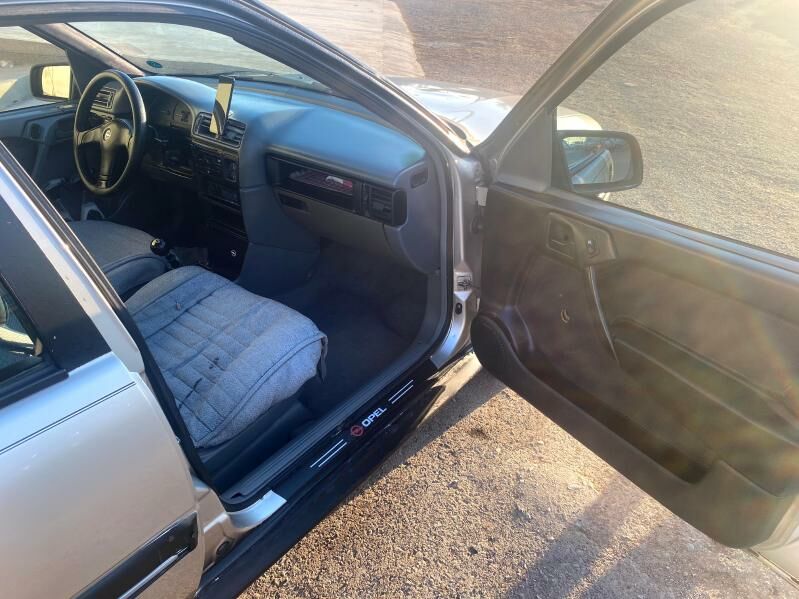 Opel Vectra 1993 - 35 000 TMT - Дашогуз - img 9