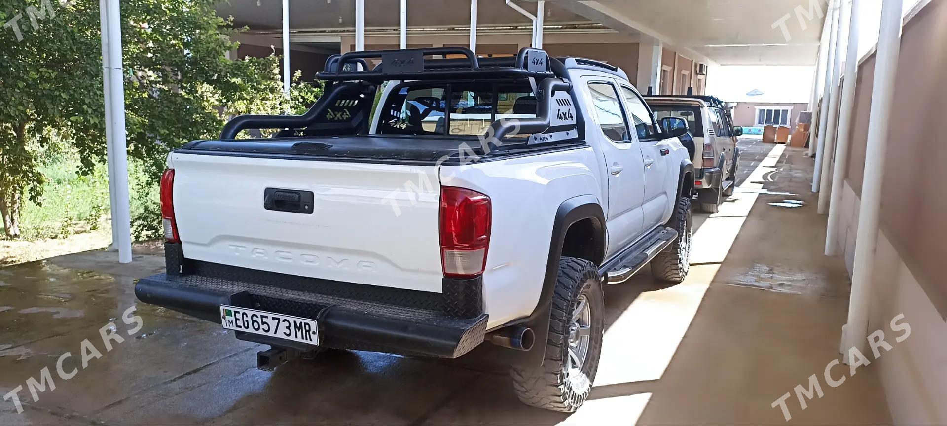 Toyota Tacoma 2016 - 330 000 TMT - Мары - img 2