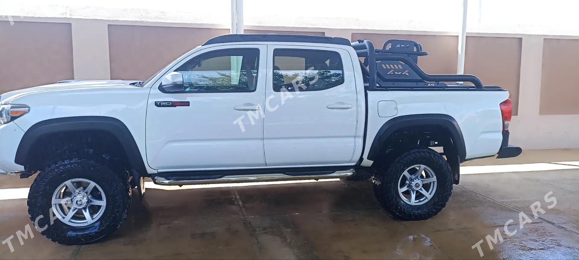 Toyota Tacoma 2016 - 330 000 TMT - Мары - img 4
