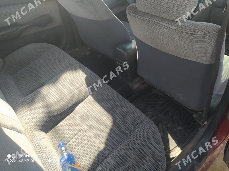 Toyota Carina 1995 - 44 000 TMT - Керки - img 3