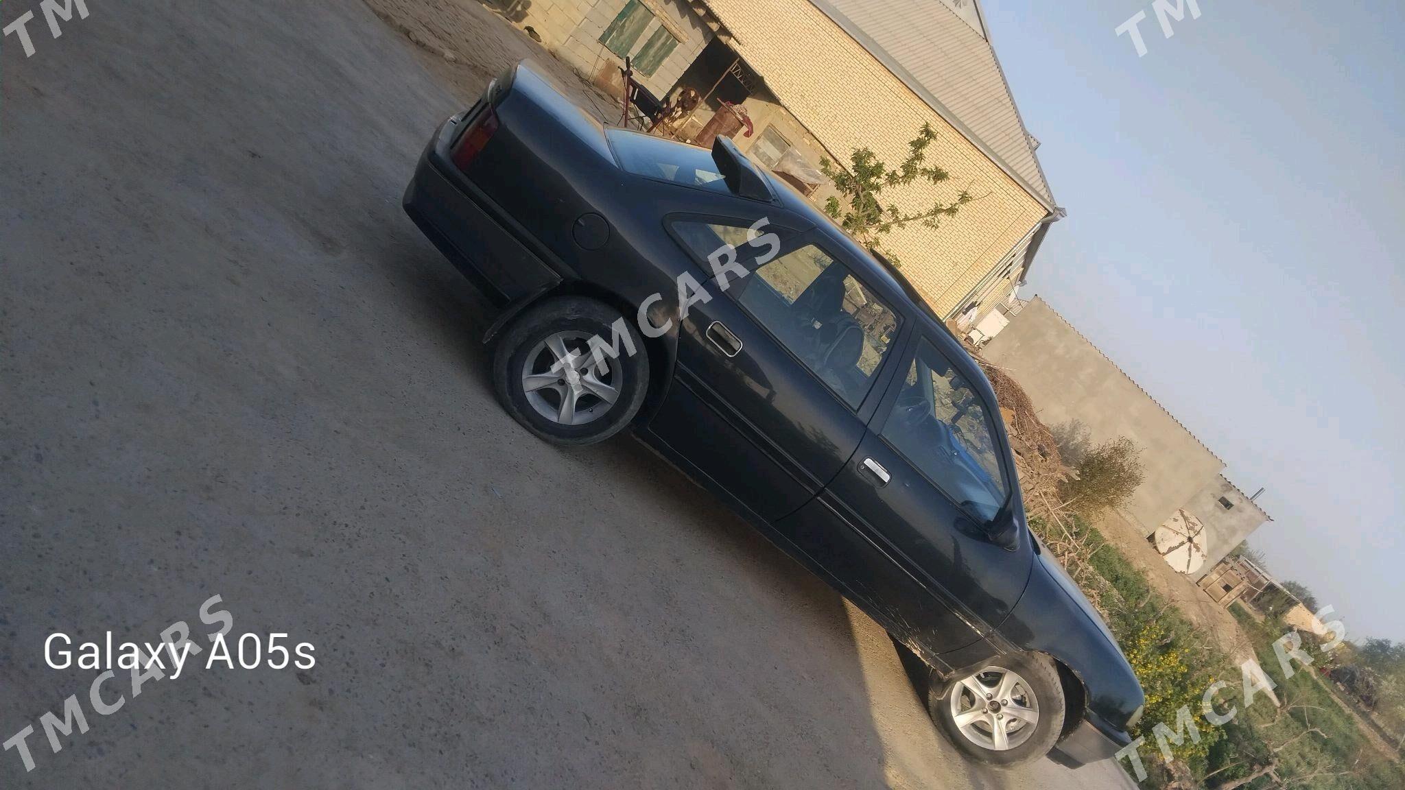 Opel Vectra 1992 - 26 000 TMT - Murgap - img 4