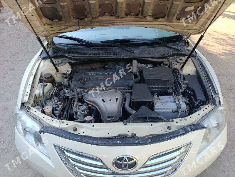 Toyota Camry 2009 - 130 000 TMT - Гурбансолтан Едже - img 4