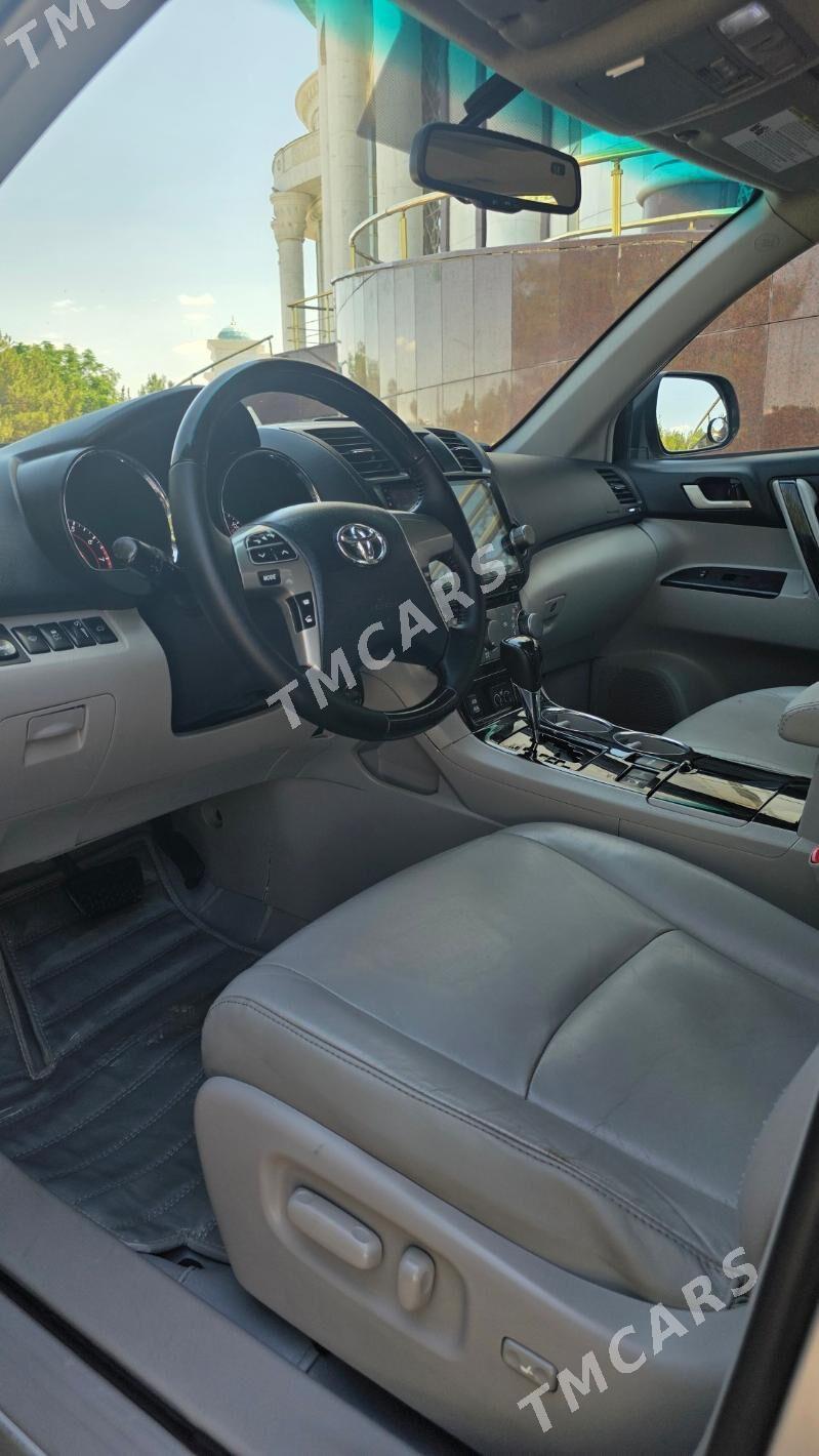 Toyota Highlander 2011 - 325 000 TMT - Türkmenabat - img 2