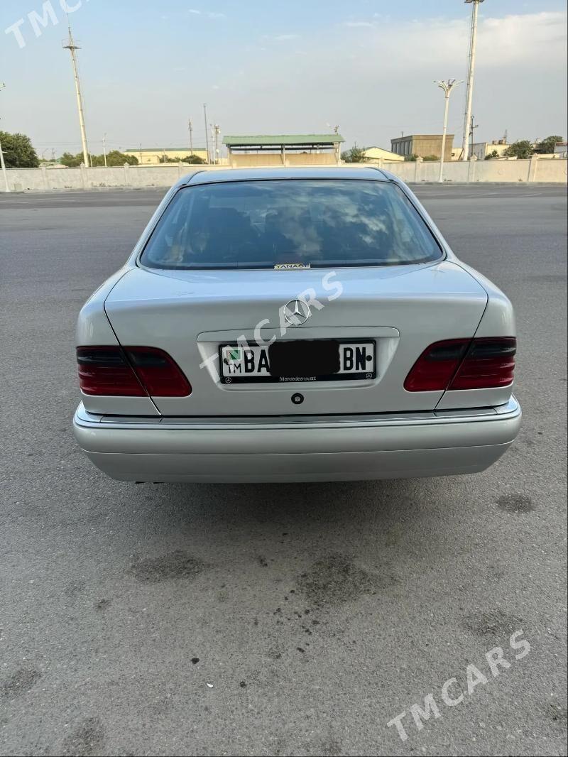 Mercedes-Benz E320 1998 - 111 000 TMT - Balkanabat - img 7