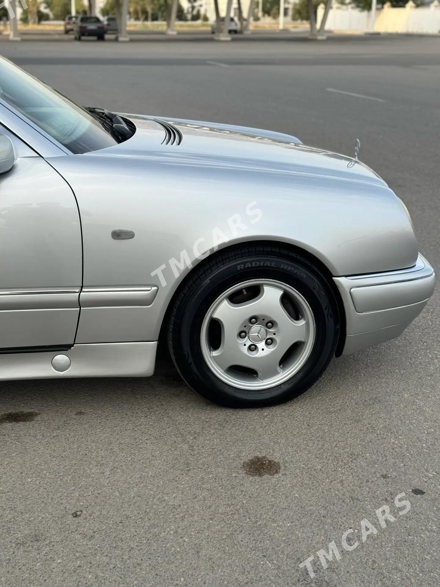 Mercedes-Benz E320 1998 - 111 000 TMT - Balkanabat - img 3