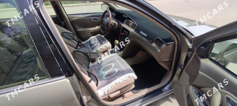 Toyota Camry 1997 - 135 000 TMT - Köneürgenç - img 6