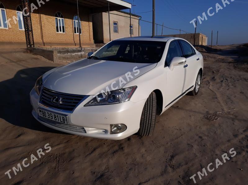 Lexus ES 350 2011 - 250 000 TMT - Фарап - img 8