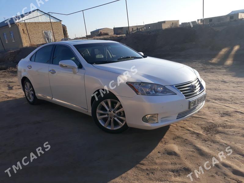 Lexus ES 350 2011 - 250 000 TMT - Фарап - img 7