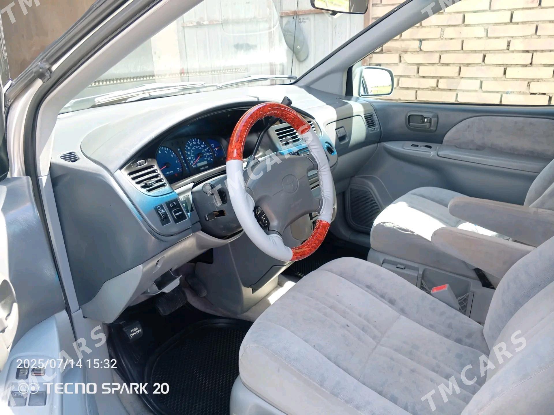 Toyota Sienna 2002 - 165 000 TMT - Mary - img 5
