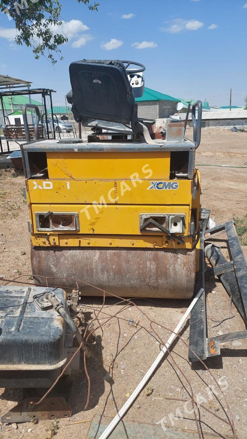 XCMG LW300F 2010 - 45 000 TMT - Aşgabat - img 6