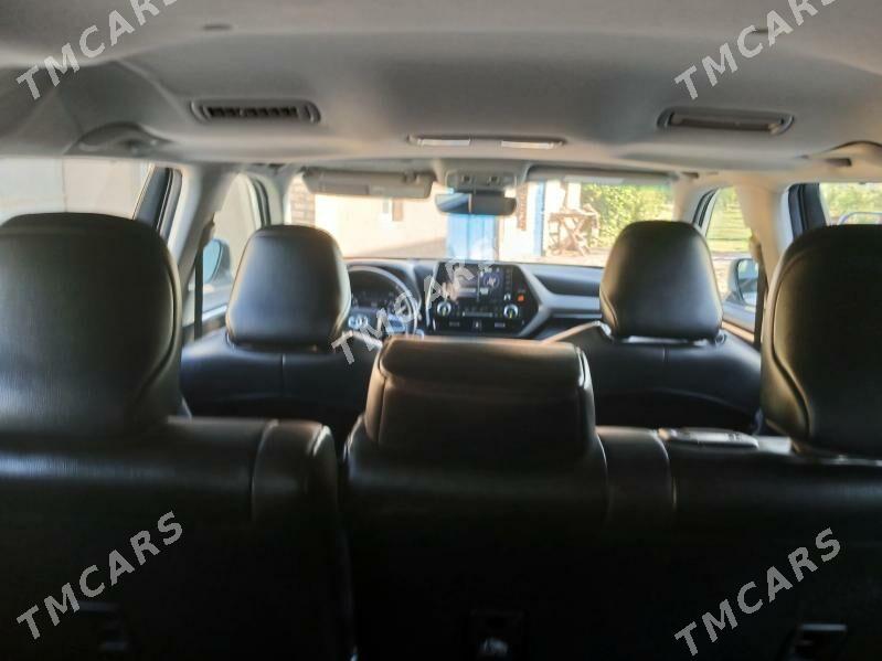 Toyota Highlander 2022 - 590 000 TMT - Мары - img 2