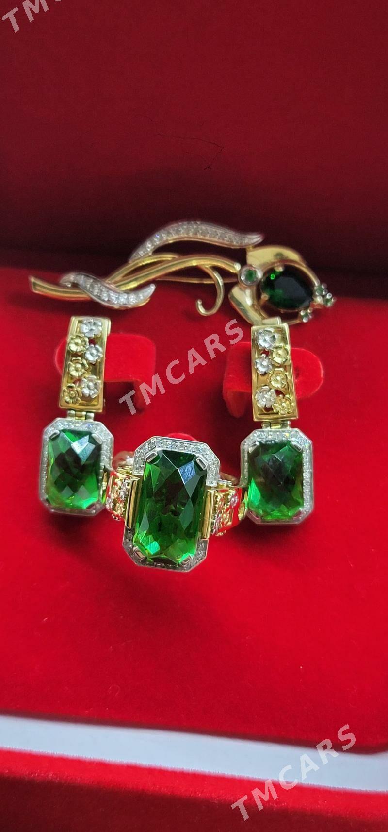 gyzyl yerewan kamplekt broşka - Aşgabat - img 4