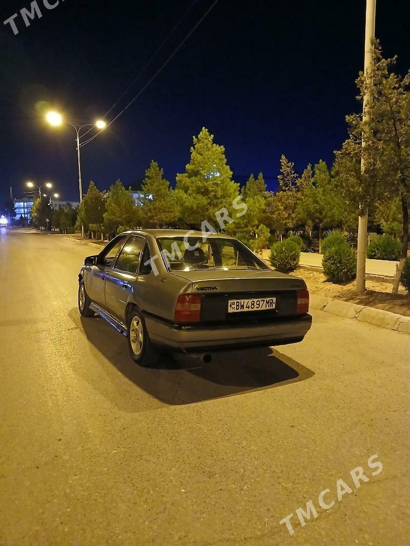 Opel Vectra 1988 - 28 000 TMT - Mary - img 4