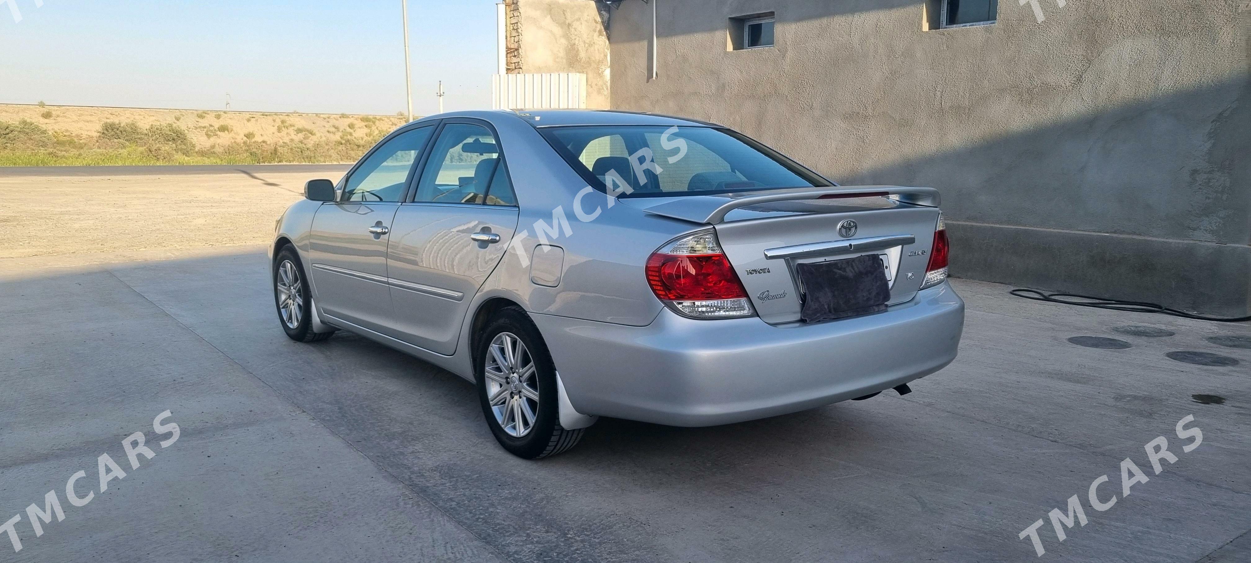Toyota Camry 2004 - 175 000 TMT - Kerki - img 2
