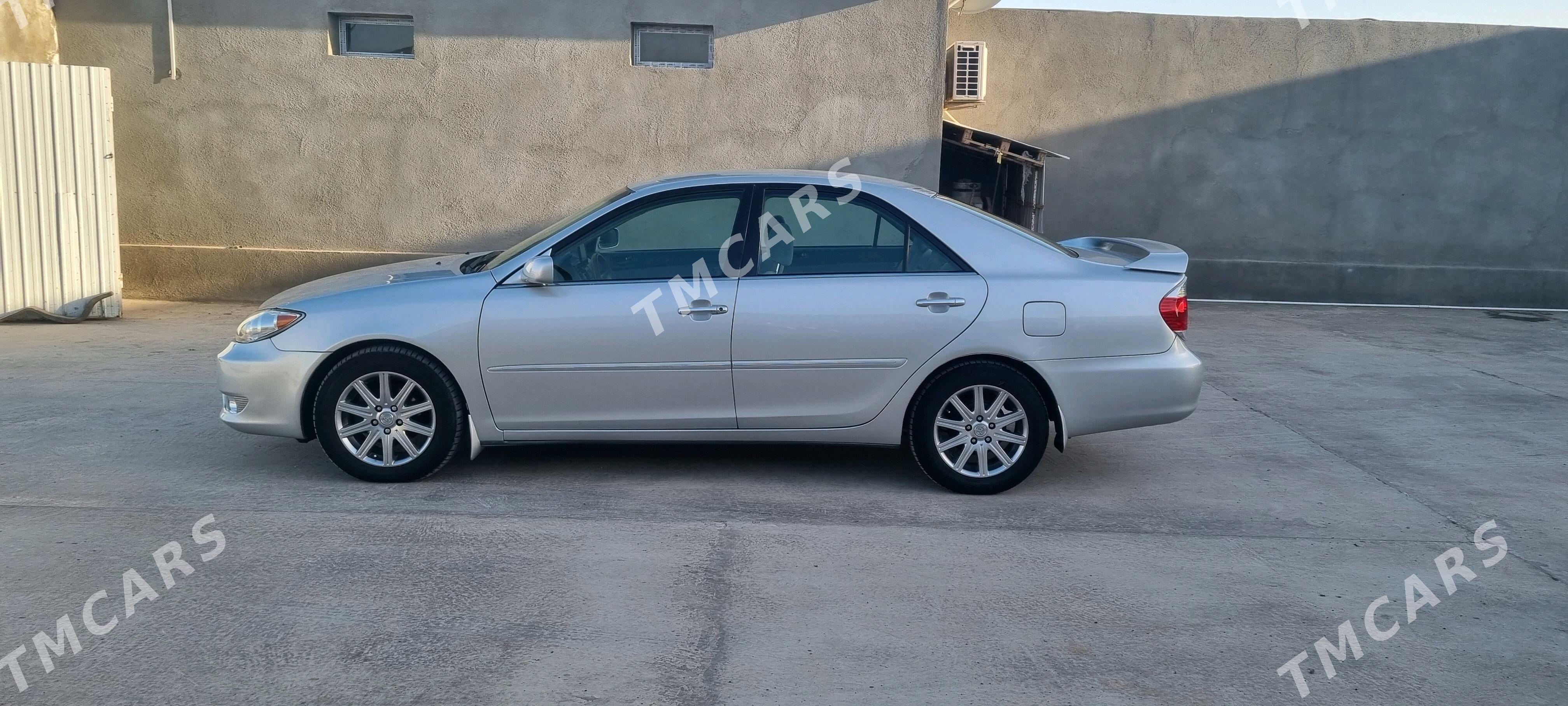 Toyota Camry 2004 - 175 000 TMT - Kerki - img 5
