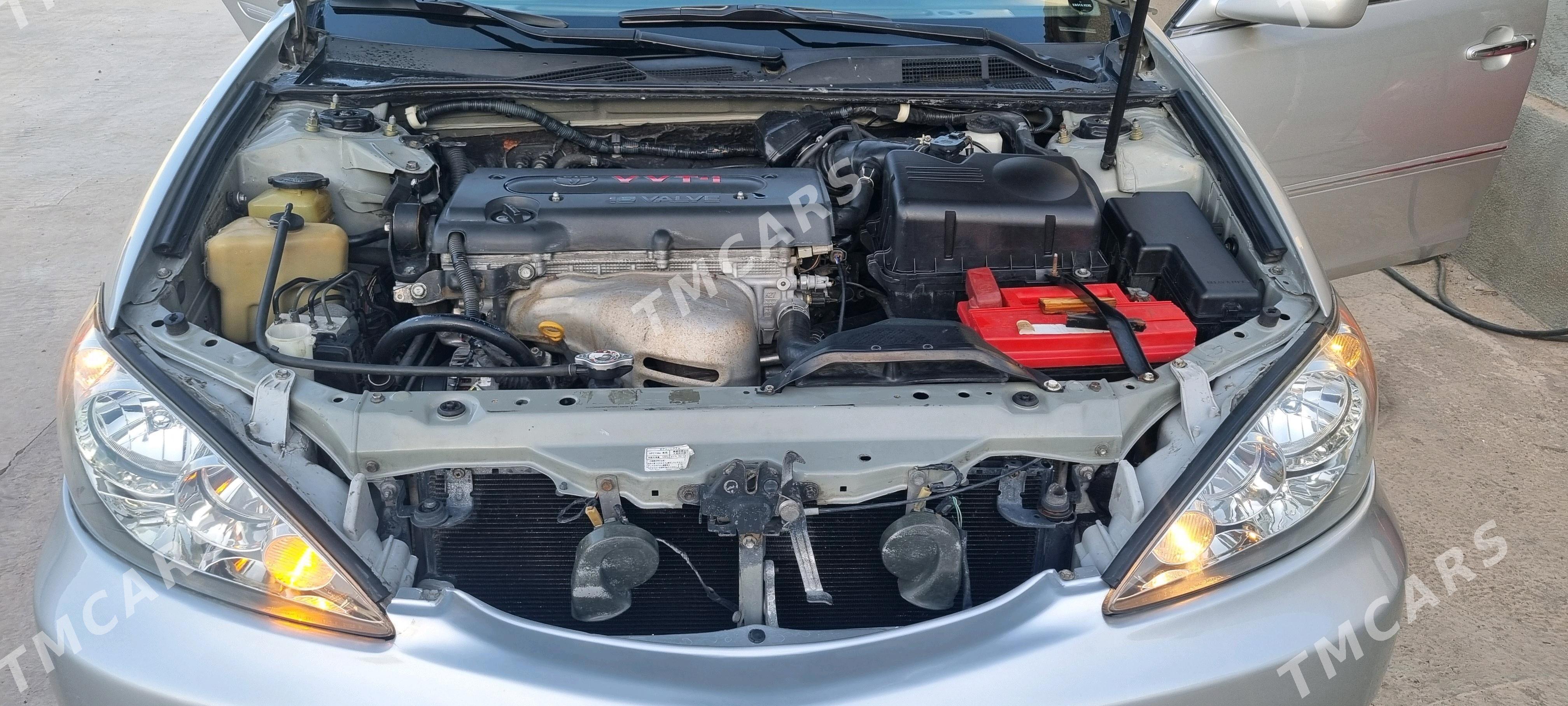 Toyota Camry 2004 - 175 000 TMT - Kerki - img 9