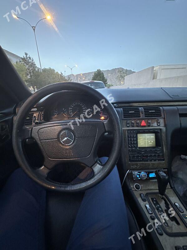 Mercedes-Benz E320 2000 - 130 000 TMT - Балканабат - img 2