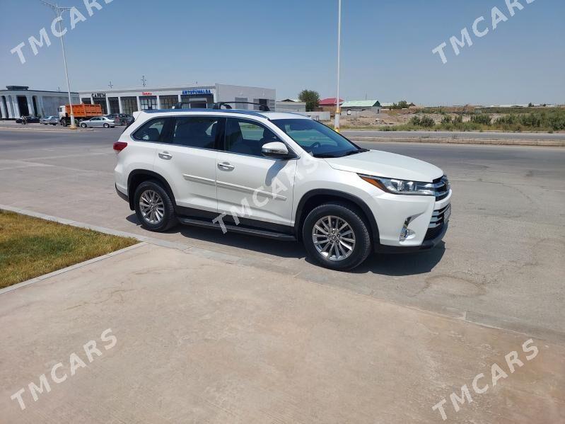 Toyota Highlander 2019 - 450 000 TMT - Туркменабат - img 2