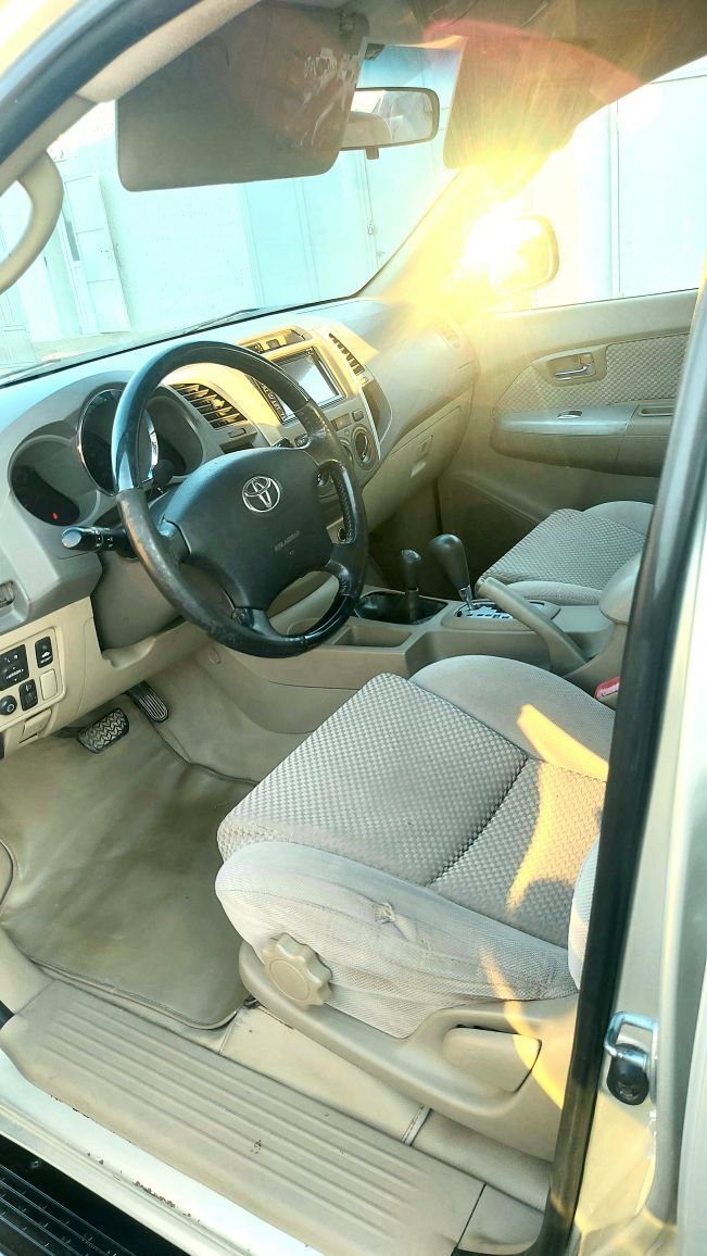 Toyota Fortuner 2008 - 250 000 TMT - Дашогуз - img 7