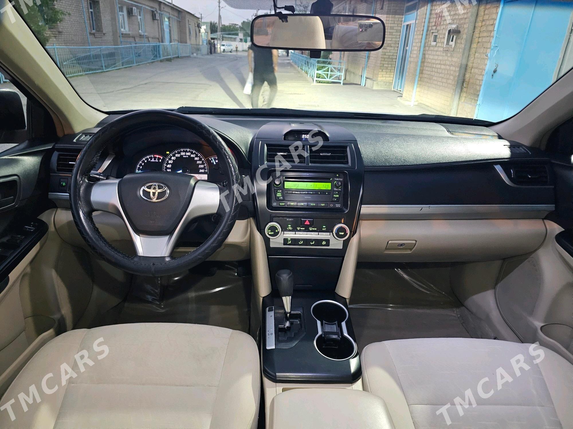 Toyota Camry 2013 - 211 000 TMT - Бедев - img 7