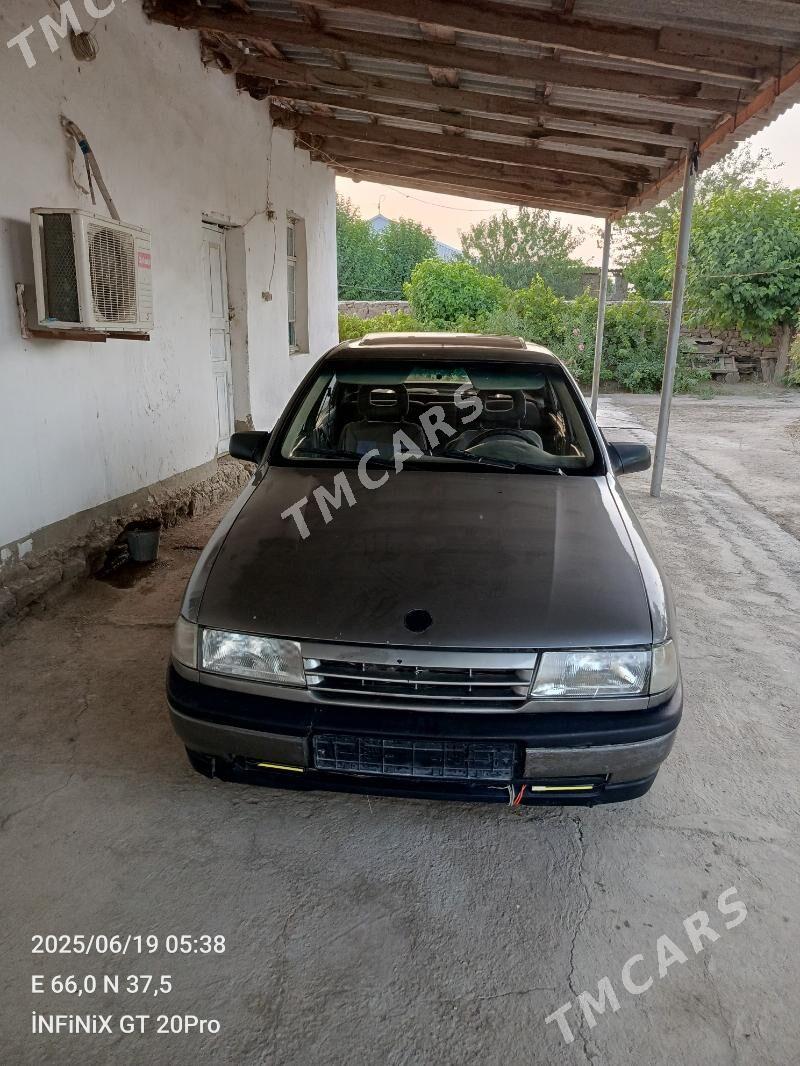 Opel Vectra 1990 - 28 000 TMT - Köýtendag - img 4