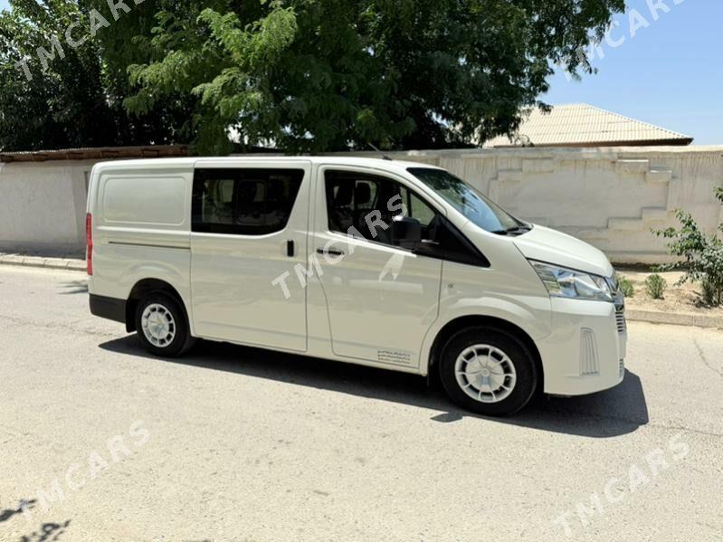 Toyota Hiace 2023 - 545 000 TMT - Мары - img 9