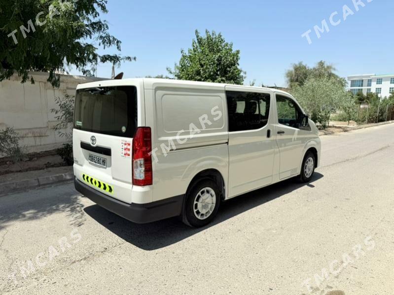 Toyota Hiace 2023 - 545 000 TMT - Мары - img 10
