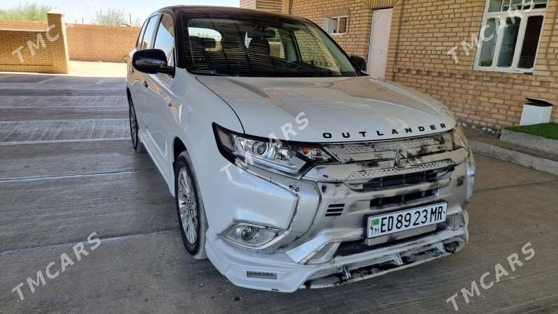 Mitsubishi Outlander 2022 - 320 000 TMT - Mary - img 2