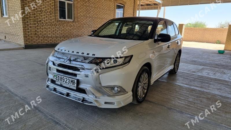 Mitsubishi Outlander 2022 - 320 000 TMT - Mary - img 3