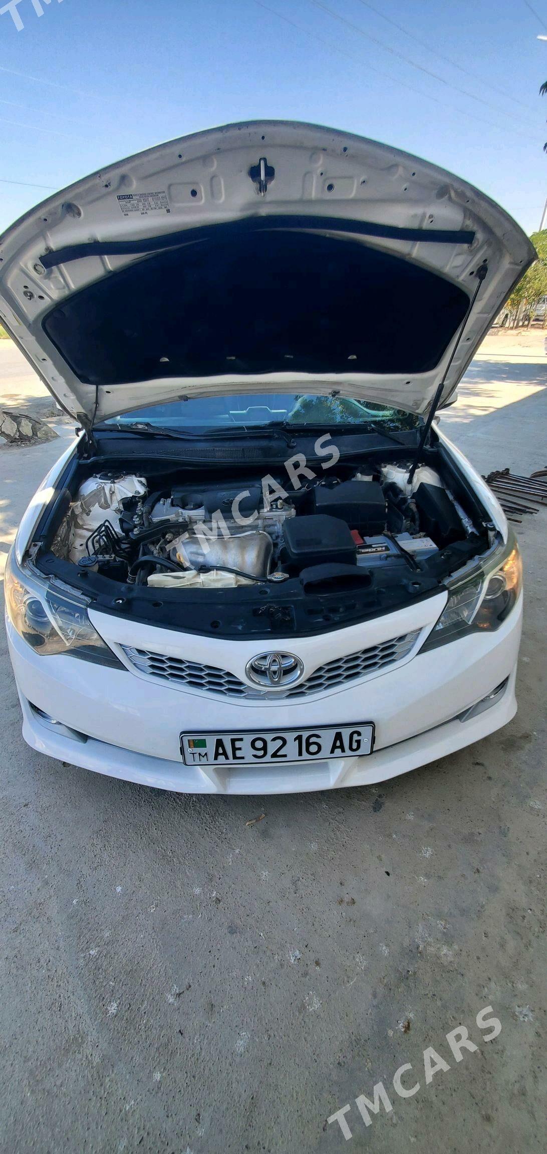 Toyota Camry 2012 - 210 000 TMT - Бахарден - img 9