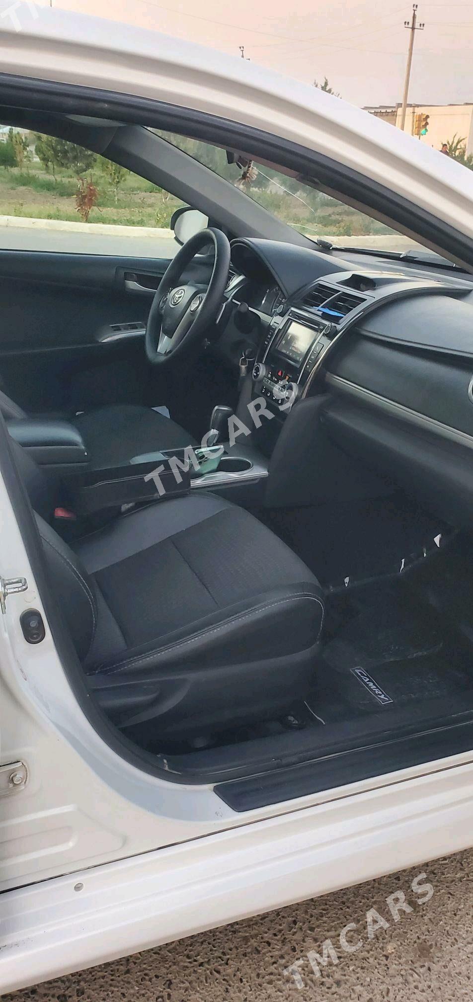 Toyota Camry 2012 - 210 000 TMT - Бахарден - img 6