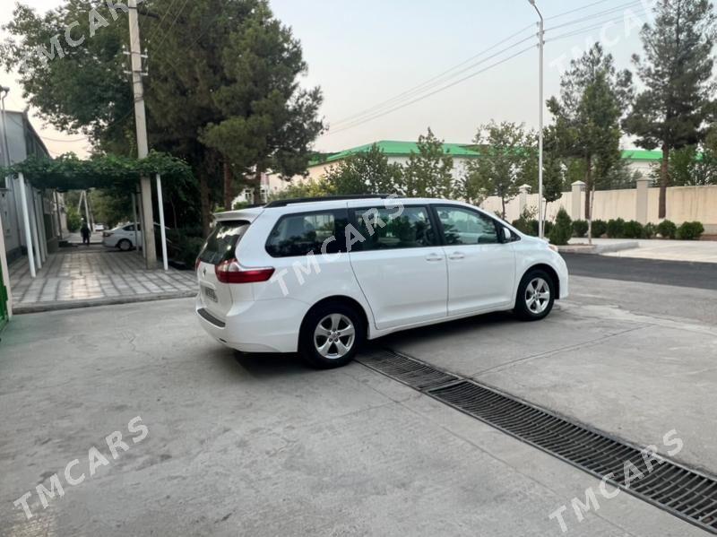 Toyota Sienna 2017 - 360 000 TMT - Ашхабад - img 4