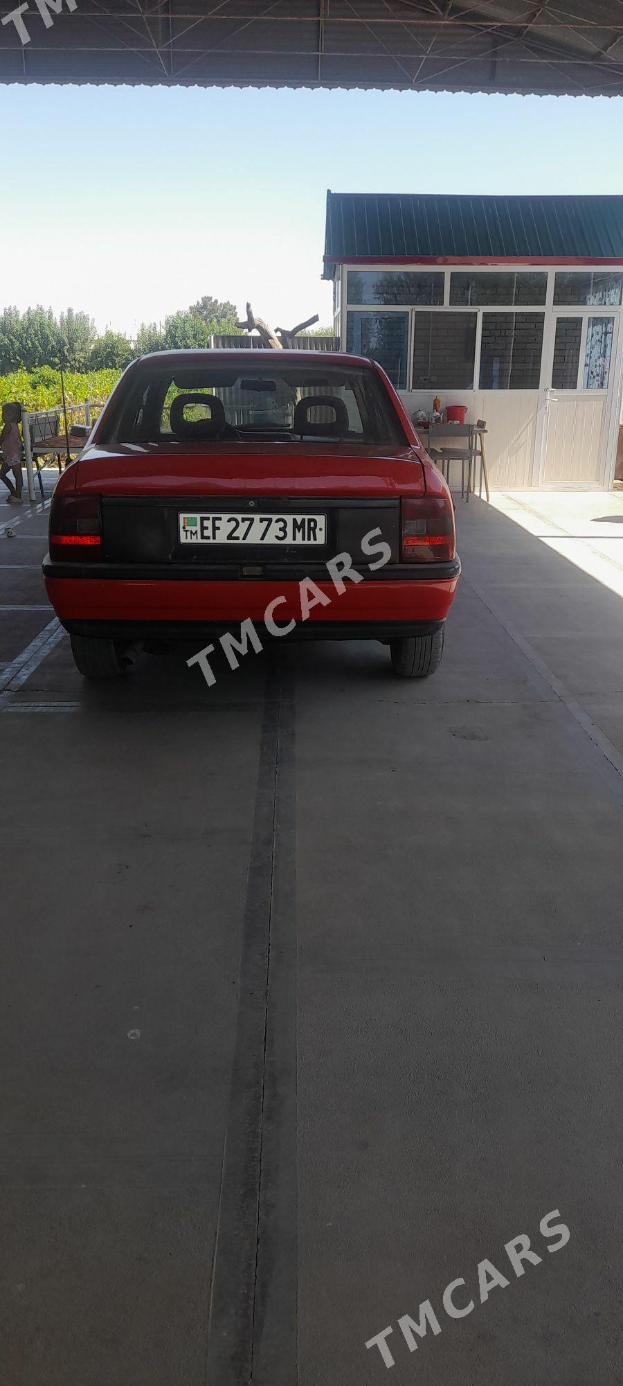 Opel Vectra 1991 - 25 000 TMT - Murgap - img 2