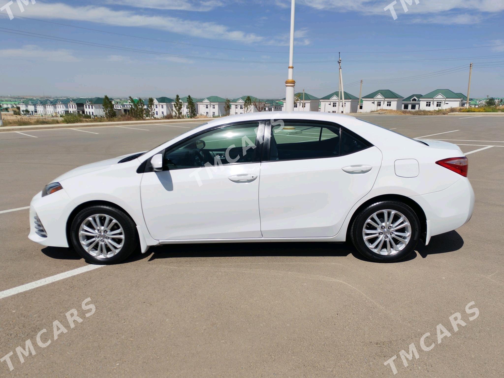 Toyota Corolla 2018 - 210 000 TMT - Ашхабад - img 9