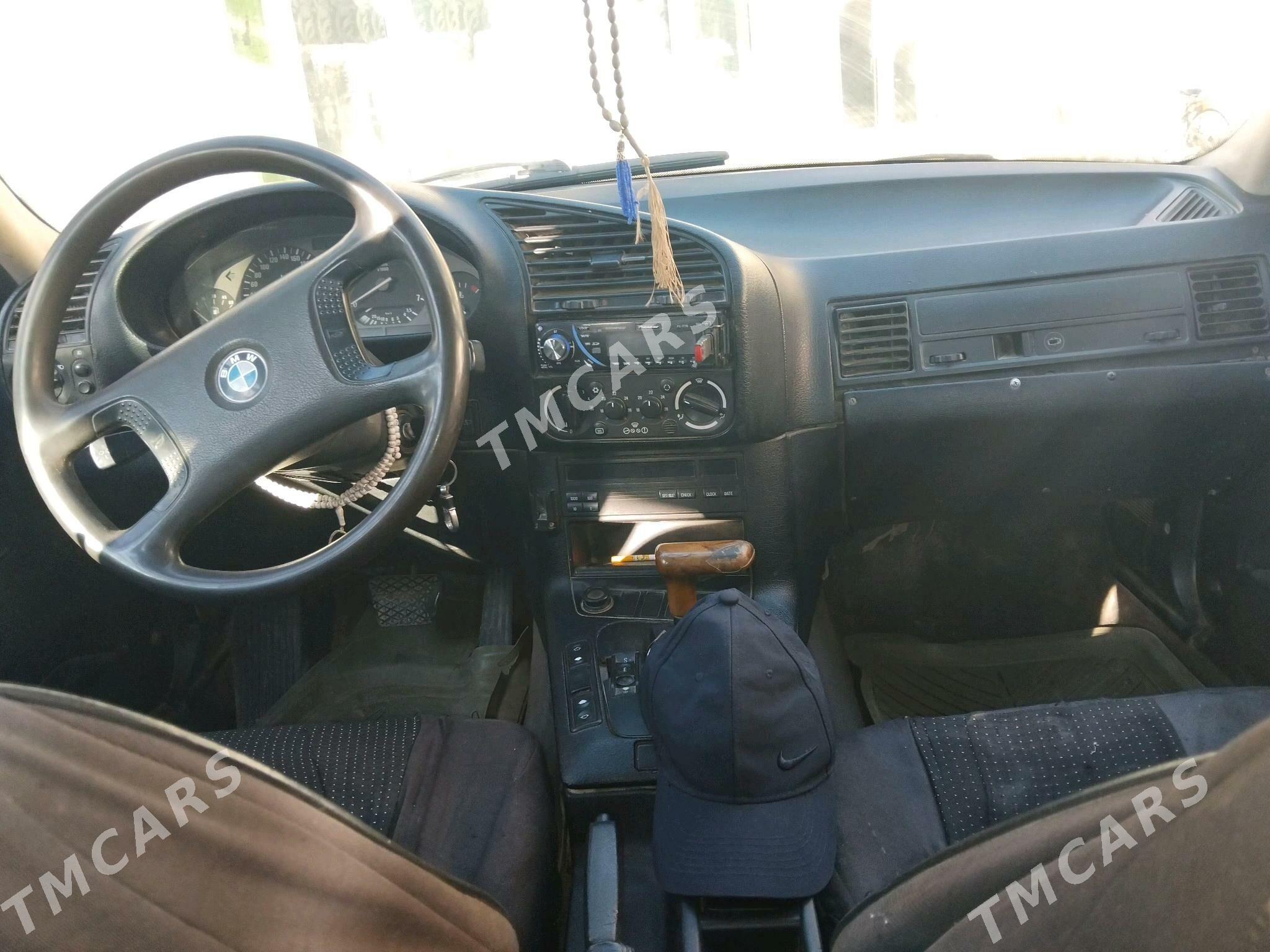 BMW 320 1992 - 35 000 TMT - Sakar - img 8