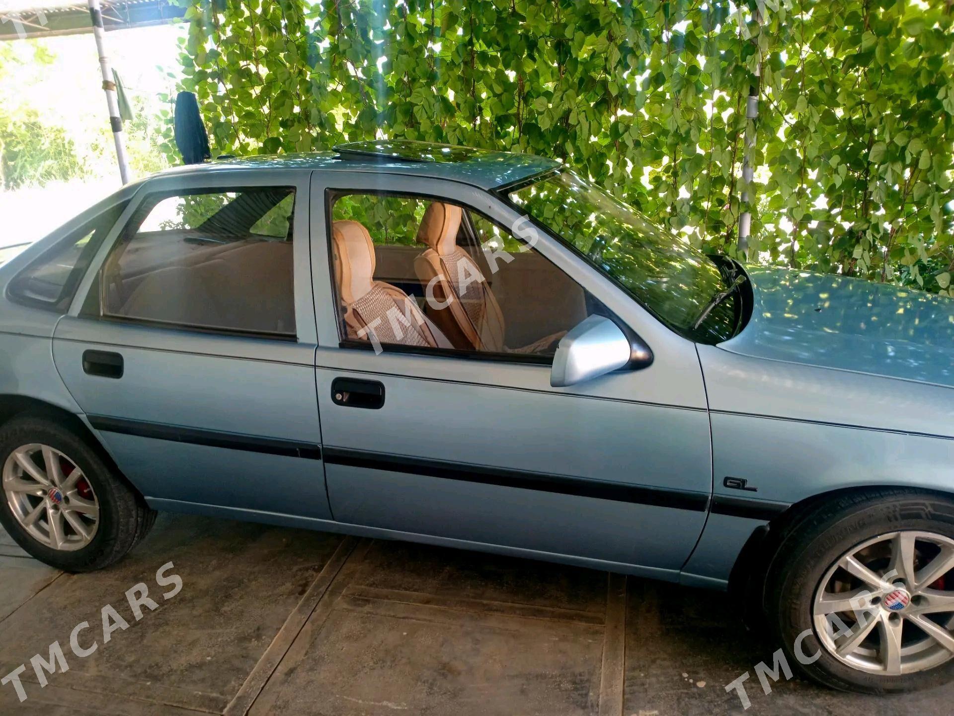 Opel Vectra 1990 - 400 000 TMT - Farap - img 2