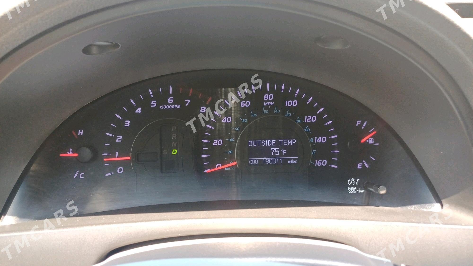 Toyota Camry 2011 - 270 000 TMT - Mary - img 9