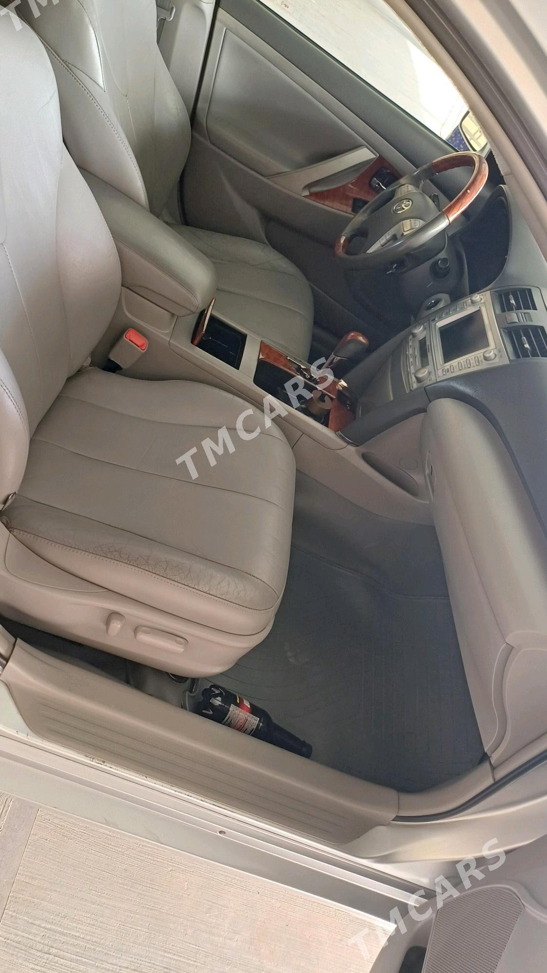 Toyota Camry 2011 - 270 000 TMT - Mary - img 8