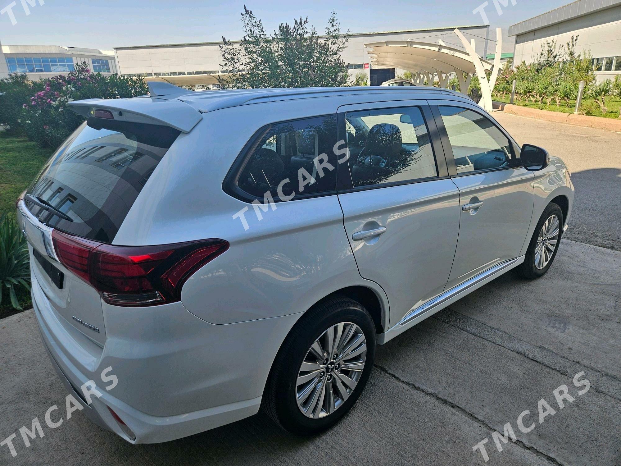 Mitsubishi Outlander 2023 - 300 000 TMT - Ашхабад - img 4