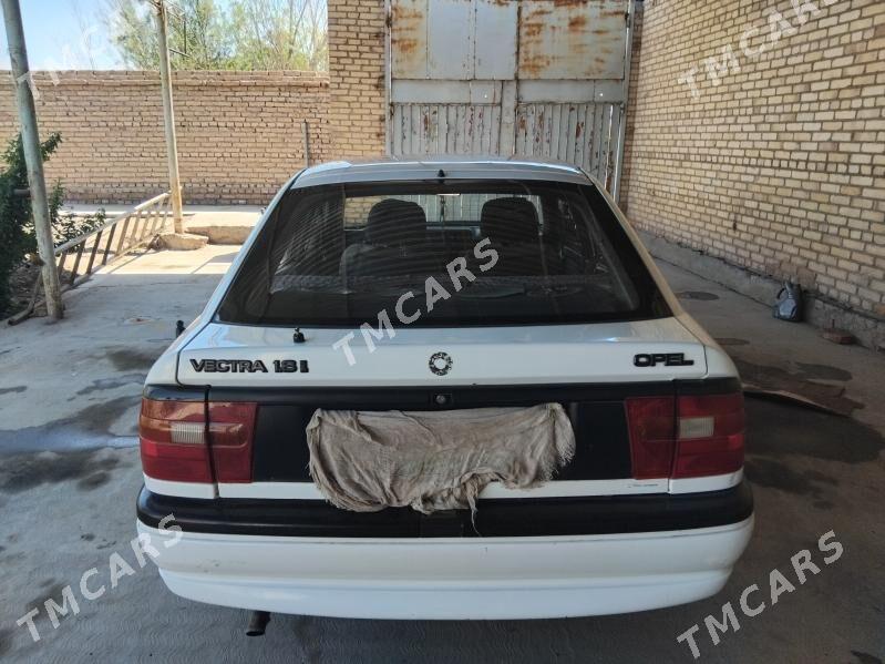Opel Vectra 1993 - 22 000 TMT - Саят - img 3
