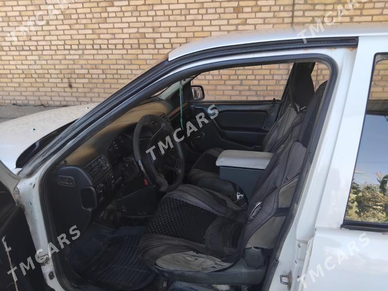 Opel Vectra 1993 - 22 000 TMT - Саят - img 4